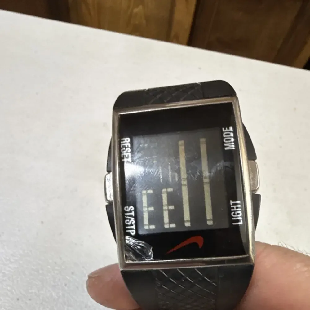 Vintage Nike Sportwatch W-5086 running with a new battery!